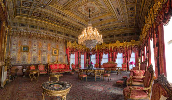 Istanbul Dolmabahce Palace