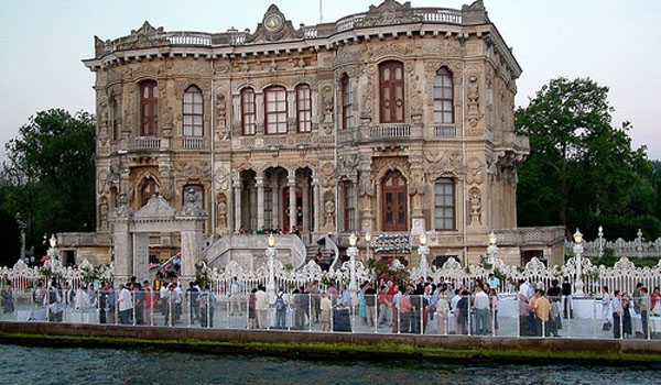 Istanbul Kucuksu Palace