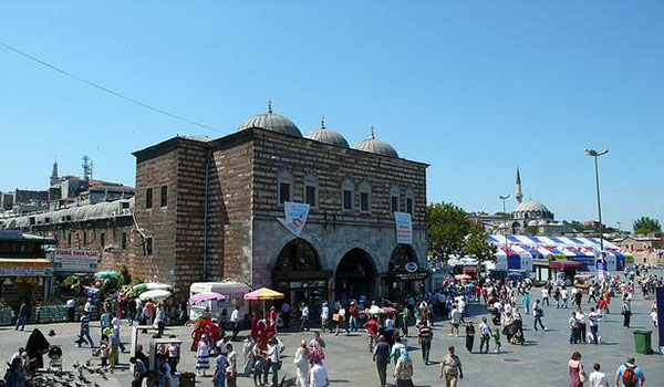 Istanbul Spice Bazaar