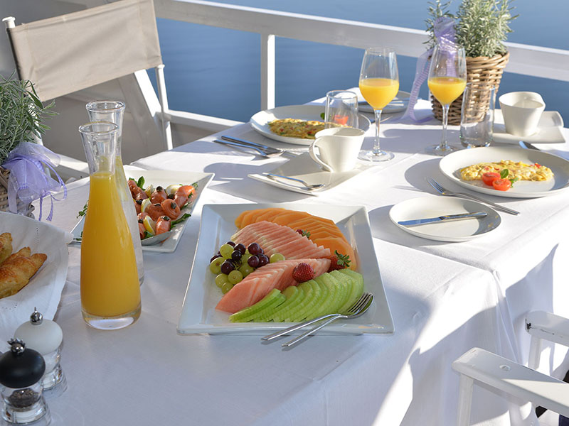 Istanbul Lunch Cruise by Private Yacht Charter