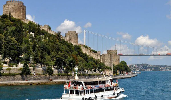 Istanbul boat tour